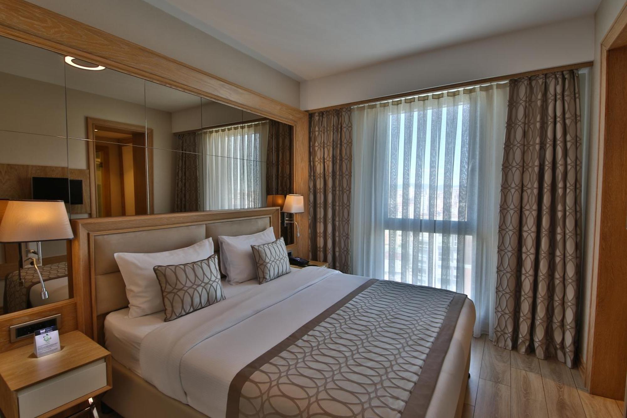 Bof Hotels Ceo Suites Atasehir Стамбул Экстерьер фото