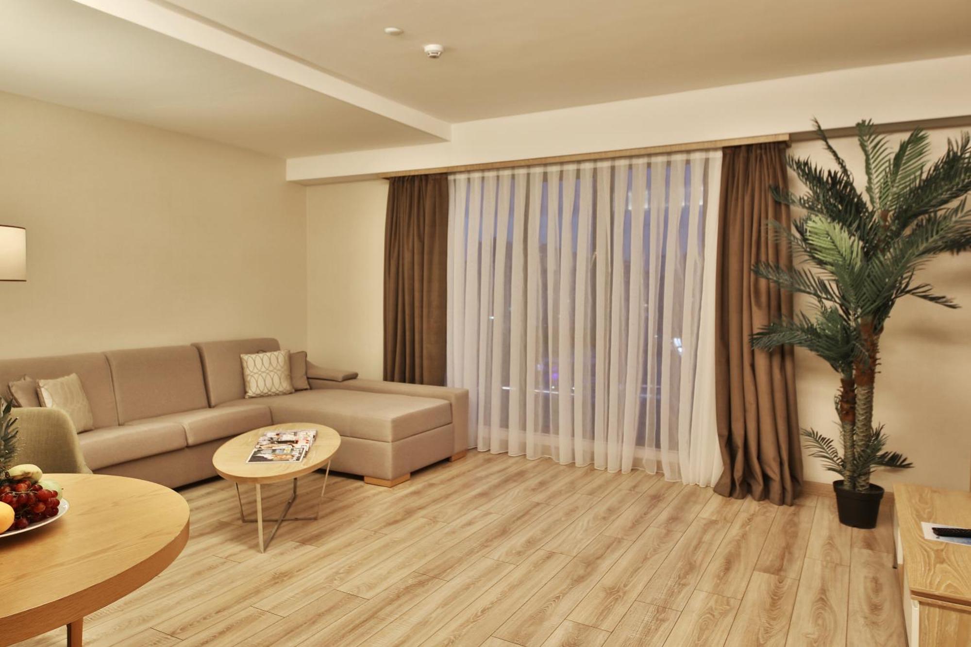 Bof Hotels Ceo Suites Atasehir Стамбул Экстерьер фото